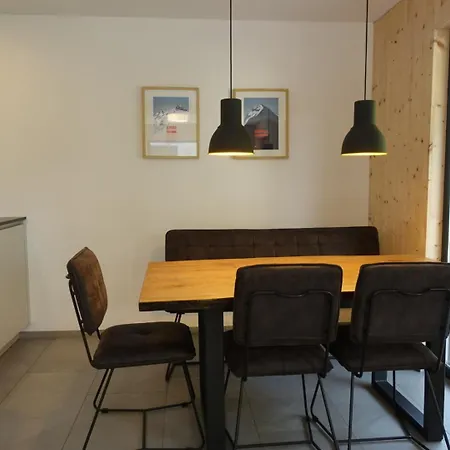 Apartmán Waldblick - Neubau - Self-check-in - Kein Verkehr - Am Wald - Parkplaetze Vor Tuer - Or Double Innsbruck