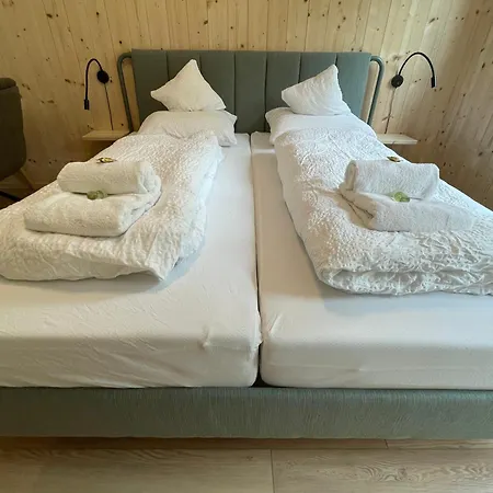 Apartment Waldblick - Neubau - Self-check-in - Kein Verkehr - Am Wald - Parkplaetze Vor Tuer - Or Double *