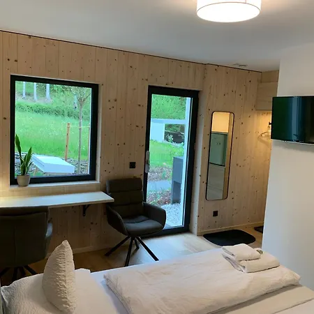 شقة Waldblick - Neubau - Self-check-in - Kein Verkehr - Am Wald - Parkplaetze Vor Tuer - Or Double *